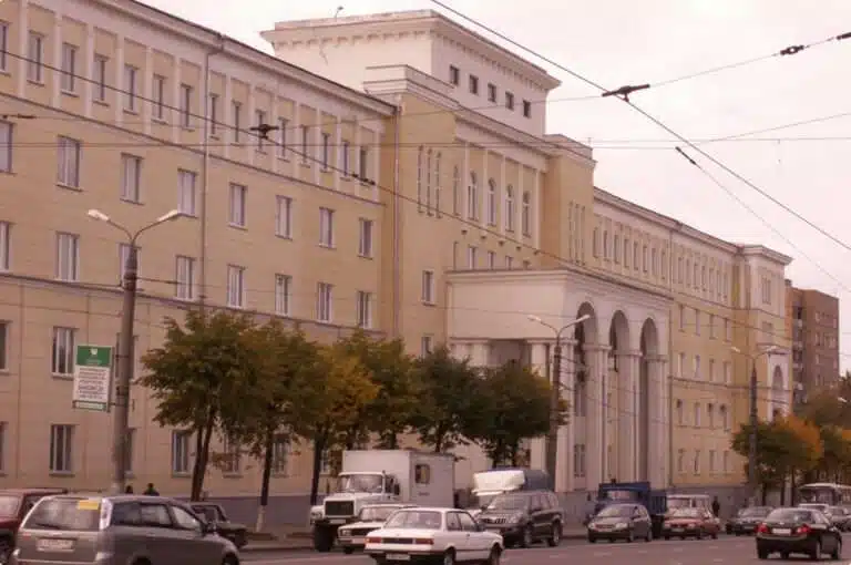 О клинике
